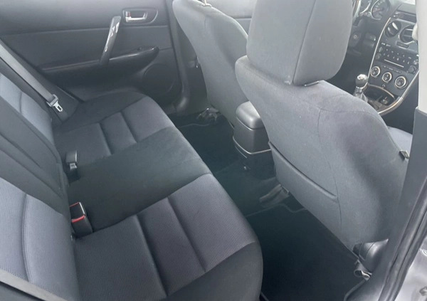 Mazda 6 cena 6000 przebieg: 330000, rok produkcji 2005 z Zwoleń małe 106